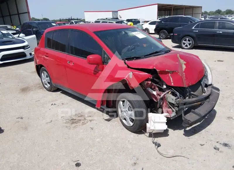 2012 Nissan VERSA фото