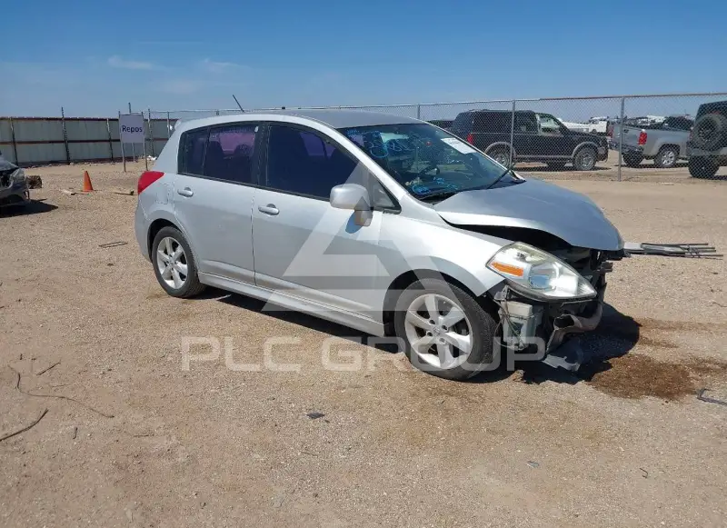 2012 Nissan VERSA photo