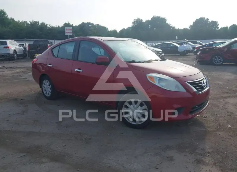 2012 Nissan VERSA photo