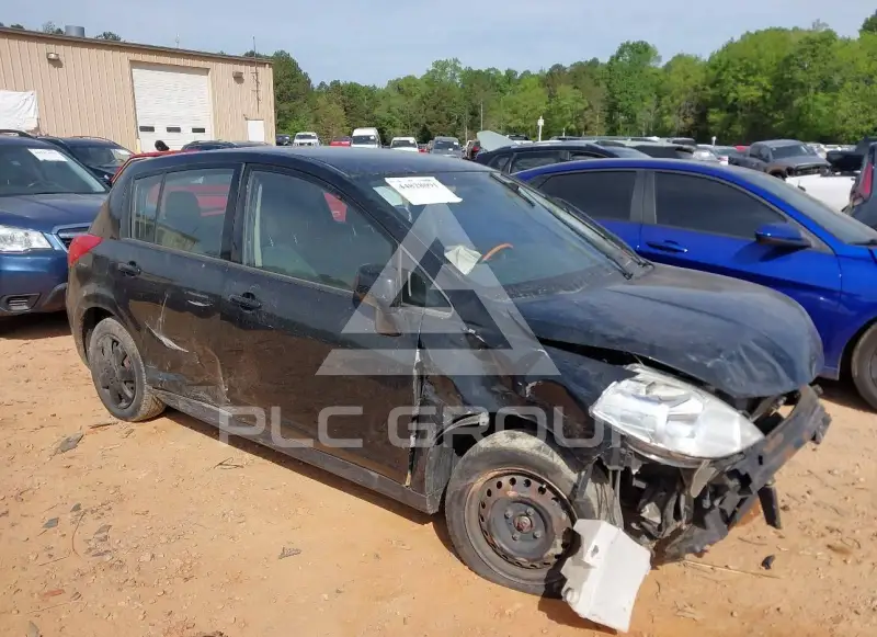 2012 Nissan VERSA photo