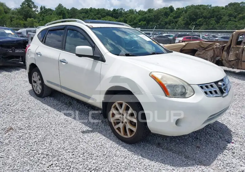 2012 Nissan ROGUE photo