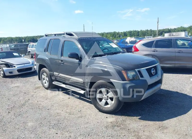 2012 Nissan XTERRA фото