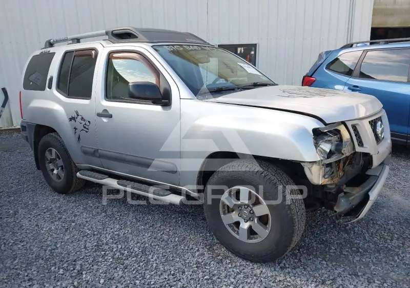 2012 Nissan XTERRA фото