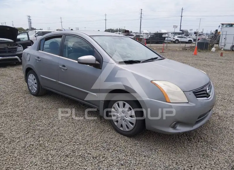 2012 Nissan SENTRA фото