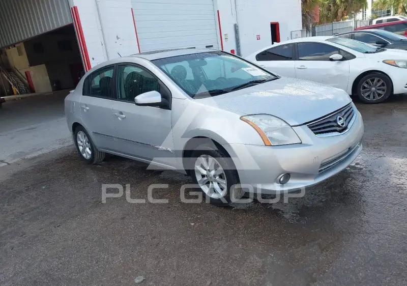2012 Nissan SENTRA фото