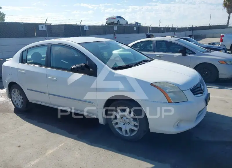 2012 Nissan SENTRA фото