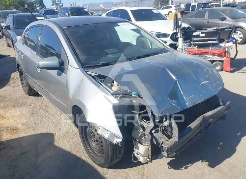 2012 Nissan SENTRA фото