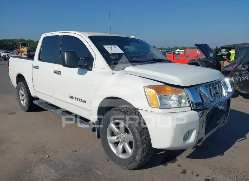 2012 Nissan TITAN фото