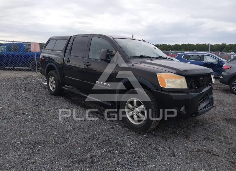 2012 Nissan TITAN photo