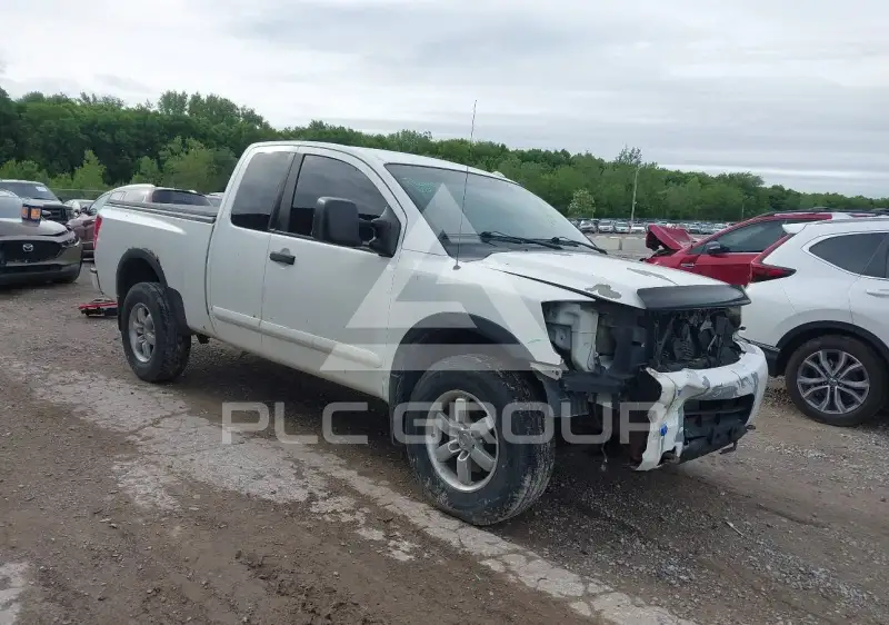 2012 Nissan TITAN photo