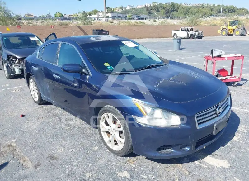 2012 Nissan MAXIMA photo