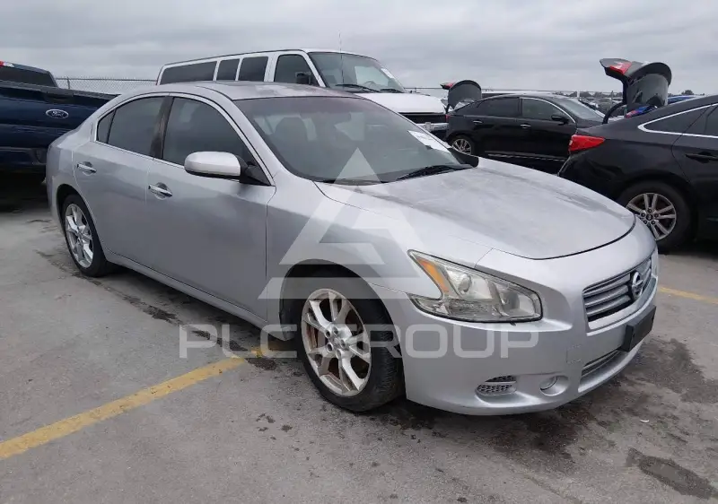 2012 Nissan MAXIMA фото