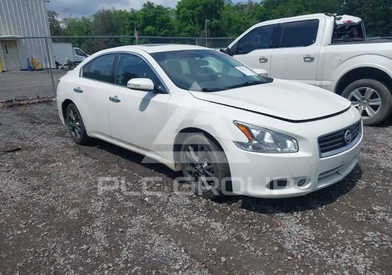 2012 Nissan MAXIMA photo