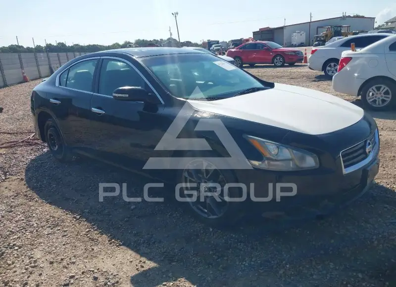 2012 Nissan MAXIMA photo