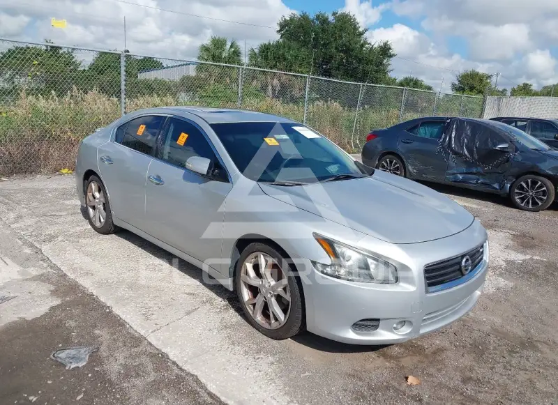 2012 Nissan MAXIMA photo
