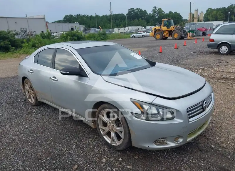 2012 Nissan MAXIMA photo