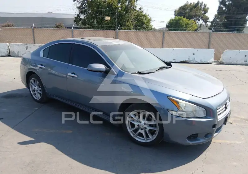 2012 Nissan MAXIMA фото
