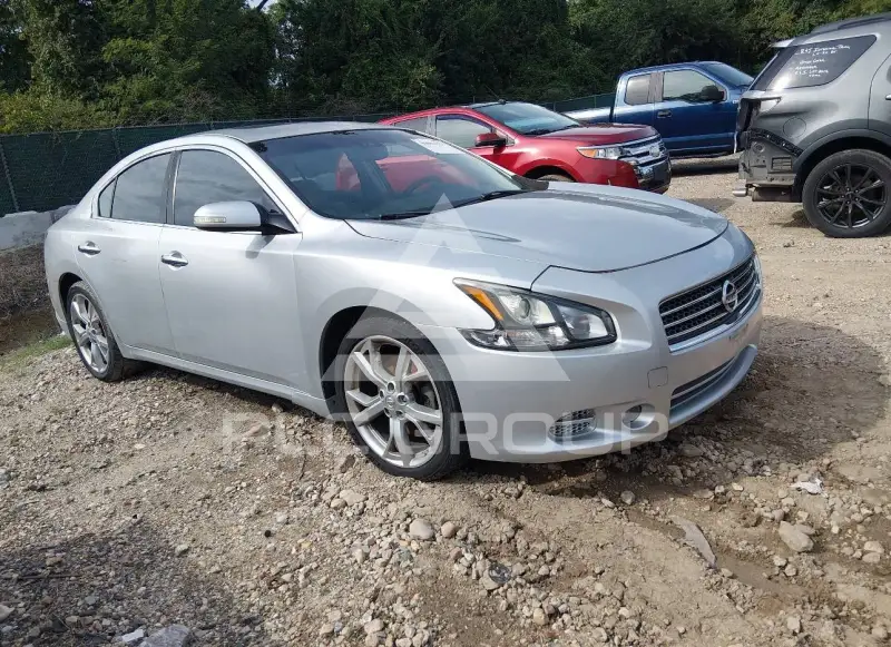 2012 Nissan MAXIMA фото