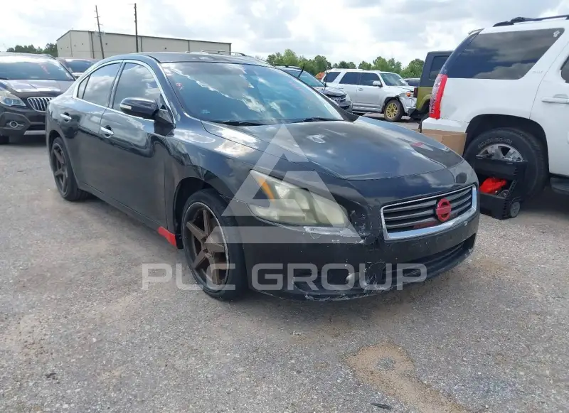 2012 Nissan MAXIMA photo