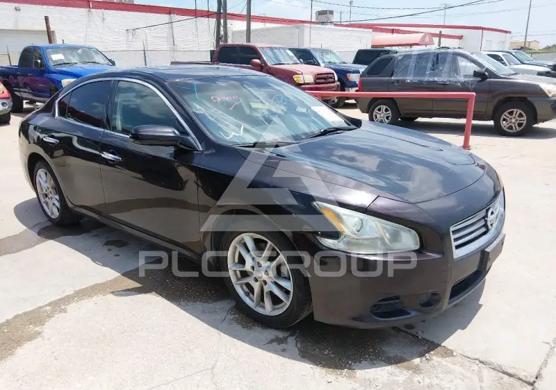 2012 Nissan MAXIMA photo