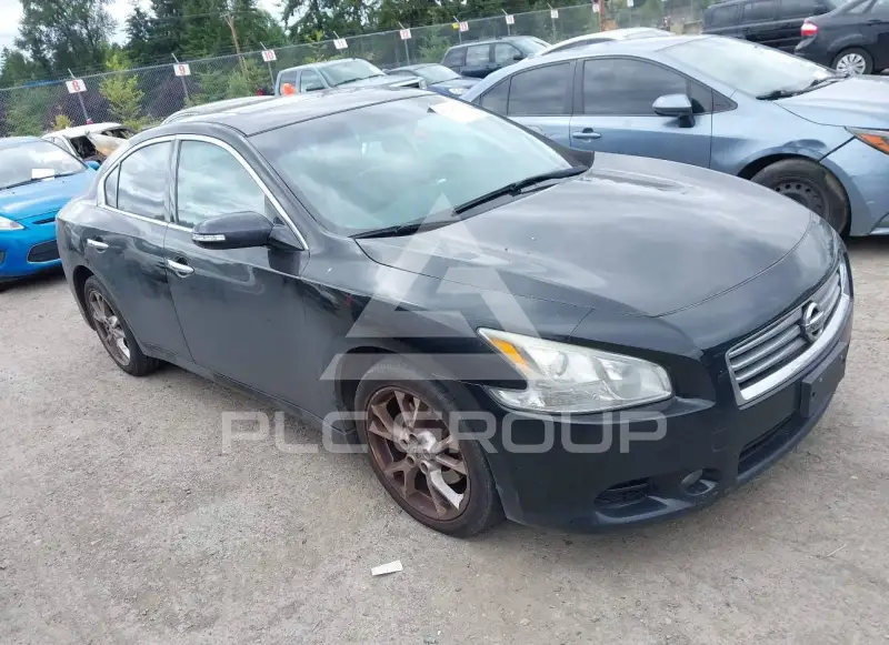2012 Nissan MAXIMA photo