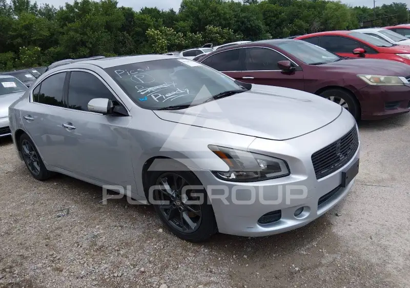2012 Nissan MAXIMA фото
