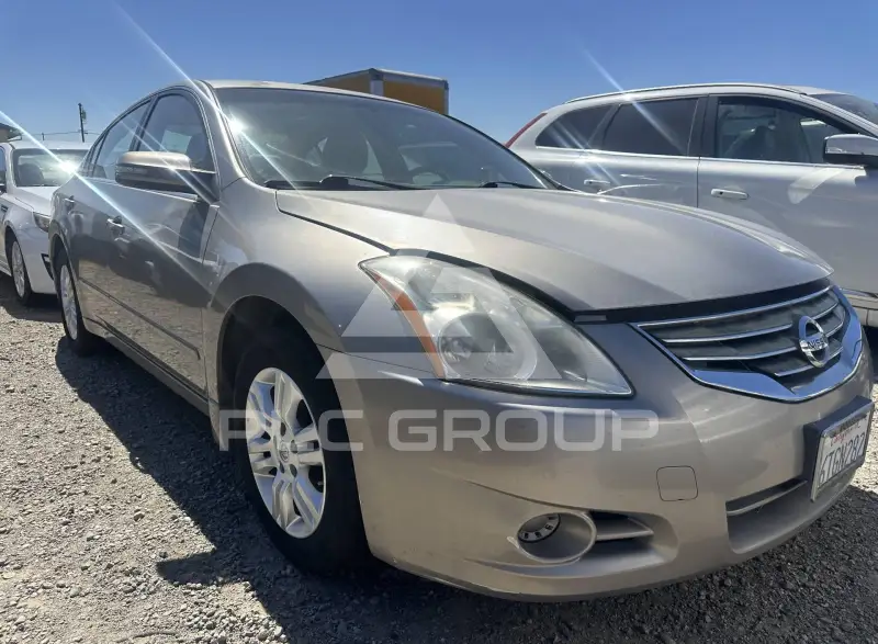 2012 Nissan ALTIMA photo
