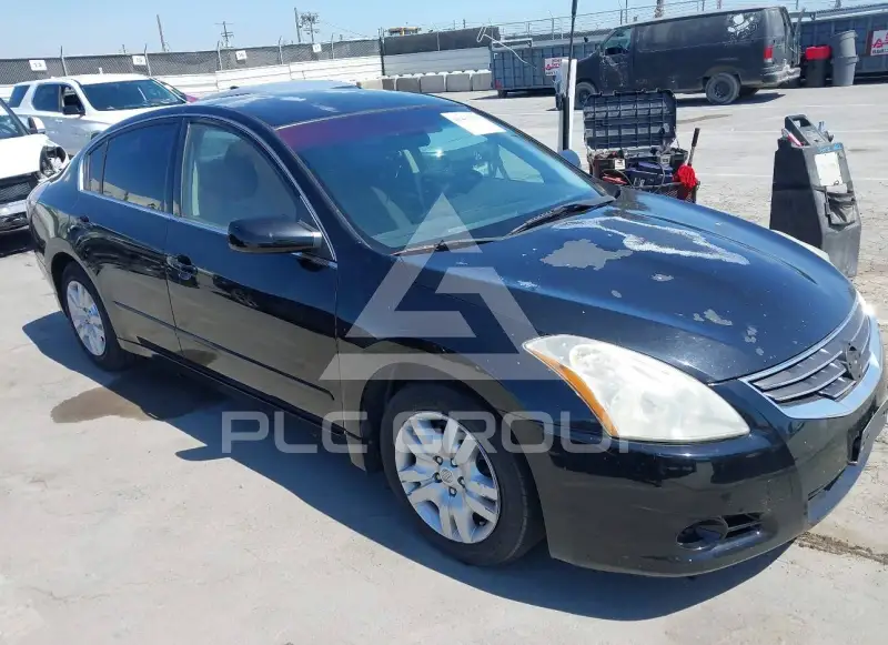 2012 Nissan ALTIMA фото