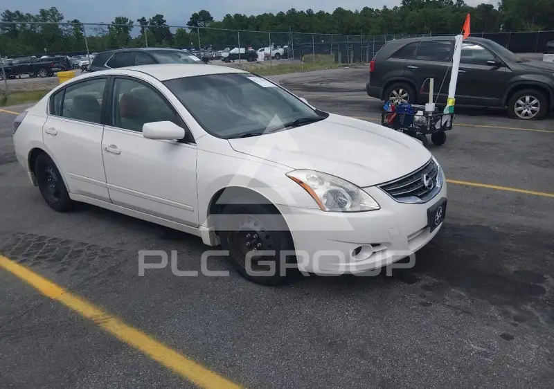 2012 Nissan ALTIMA фото