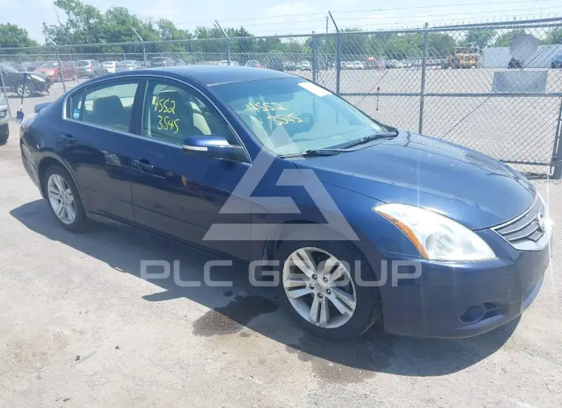 2012 Nissan ALTIMA фото