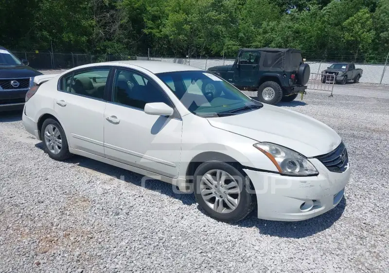2012 Nissan ALTIMA фото