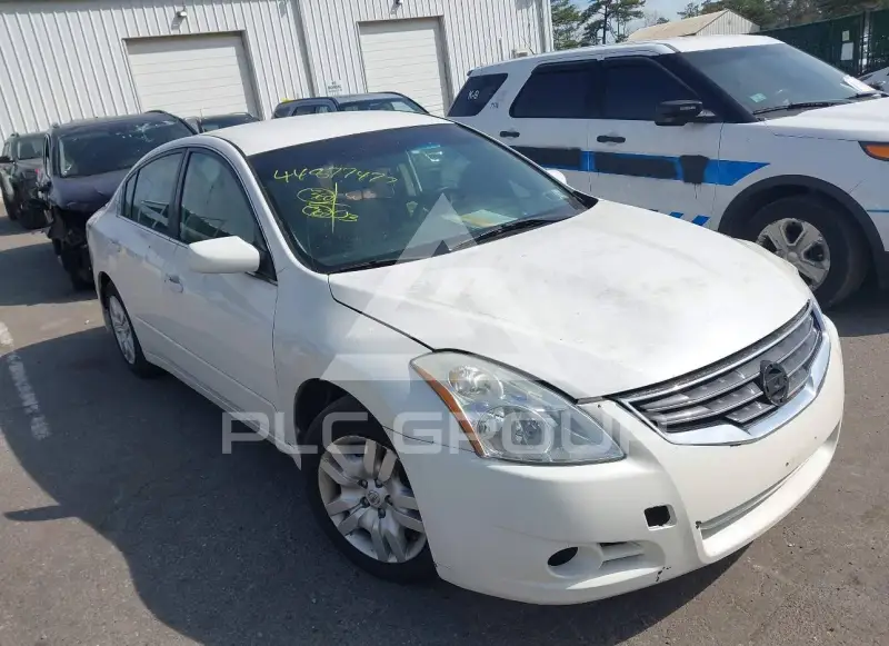 2012 Nissan ALTIMA photo