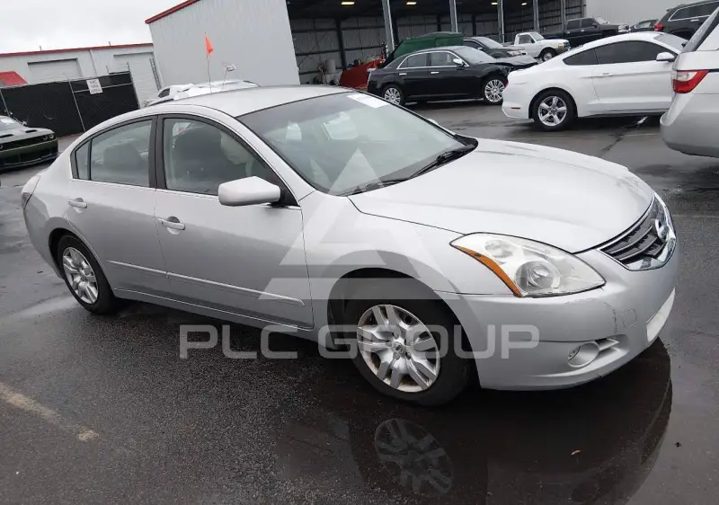 2012 Nissan ALTIMA фото