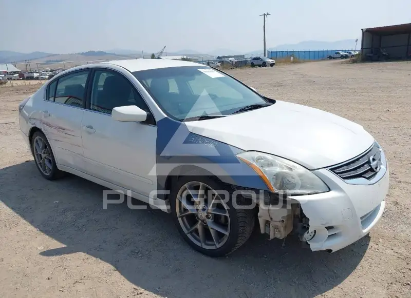 2012 Nissan ALTIMA photo