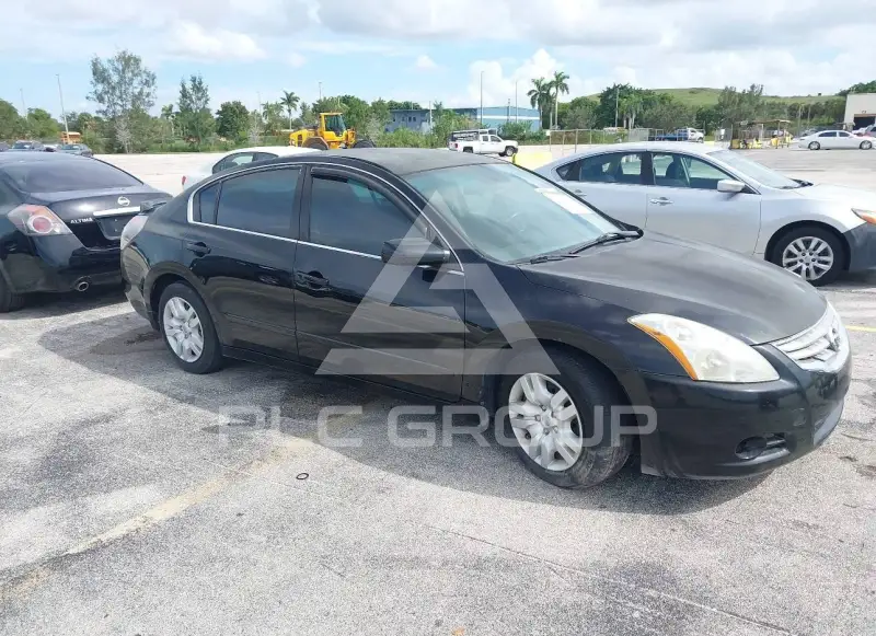 2012 Nissan ALTIMA photo
