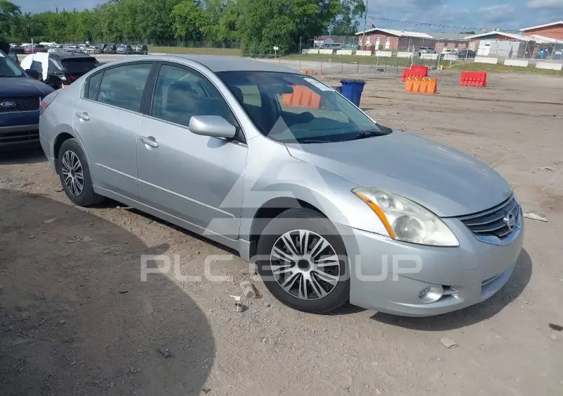 2012 Nissan ALTIMA фото