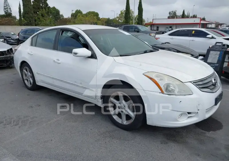 2012 Nissan ALTIMA фото
