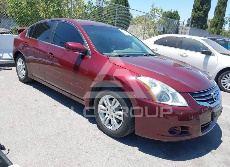 2012 Nissan ALTIMA photo