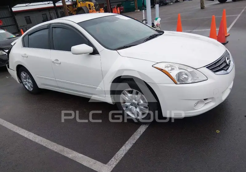 2012 Nissan ALTIMA фото