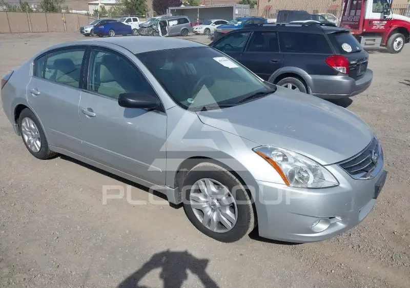 2012 Nissan ALTIMA фото