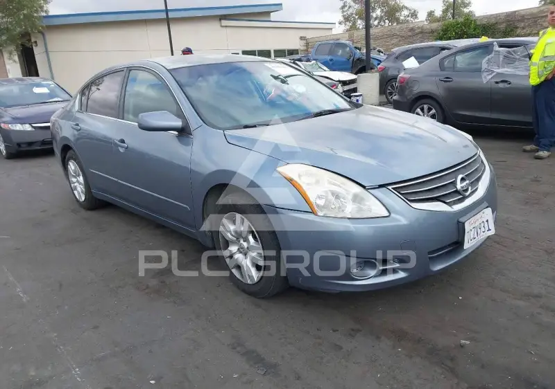2012 Nissan ALTIMA photo