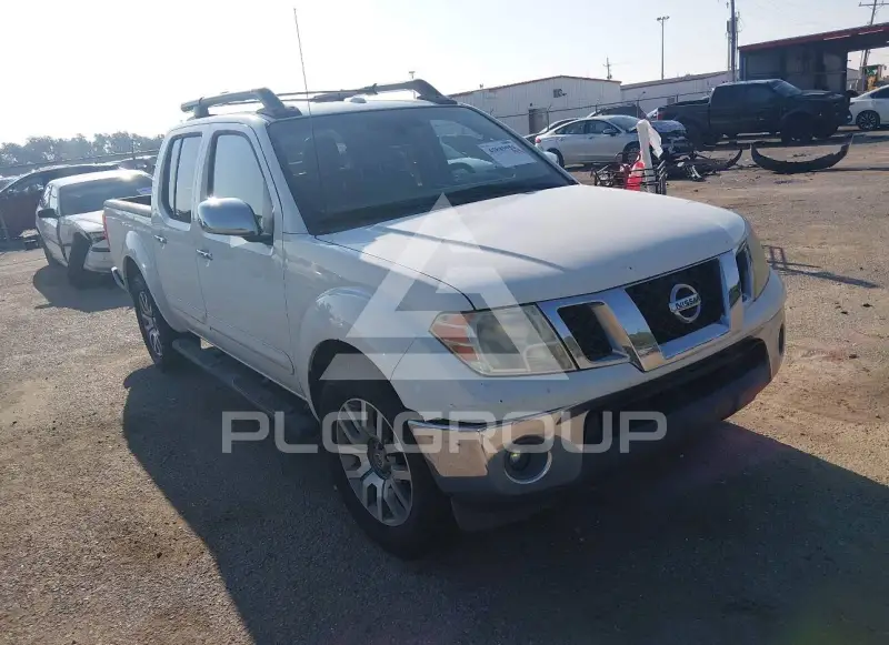 2012 Nissan FRONTIER фото