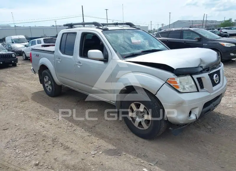 2012 Nissan FRONTIER фото