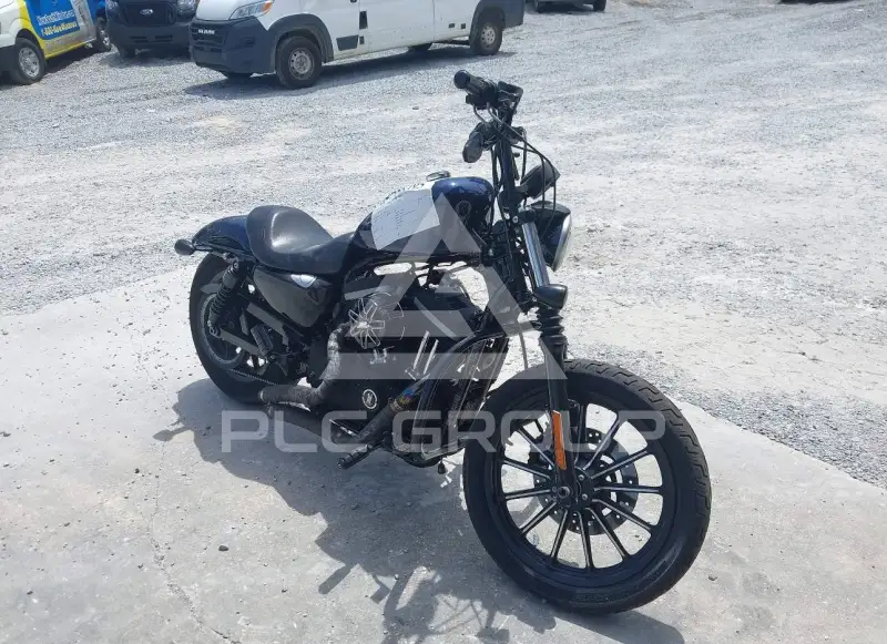 2012 Harley-Davidson XL883 фото