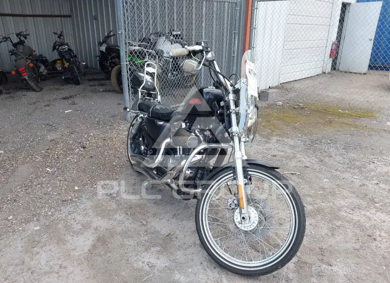 2012 Harley-Davidson XL1200 фото