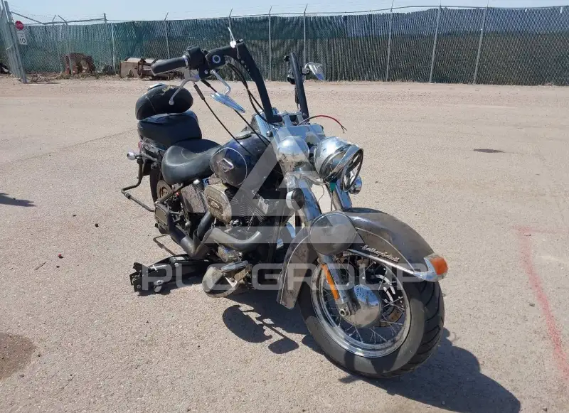 2012 Harley-Davidson FLSTC фото