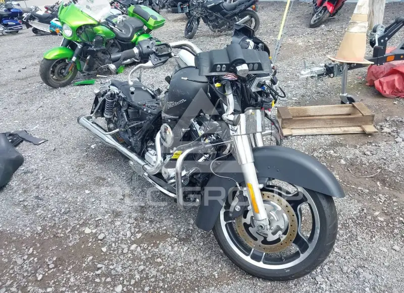 2012 Harley-Davidson FLHX фото