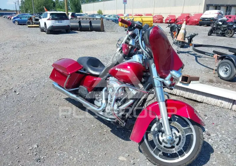 2012 Harley-Davidson FLHX фото