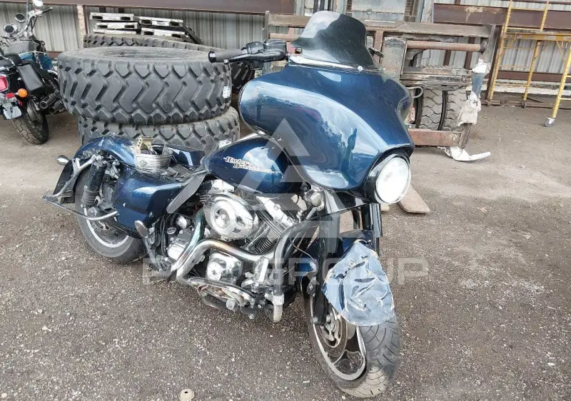 2012 Harley-Davidson FLHX фото