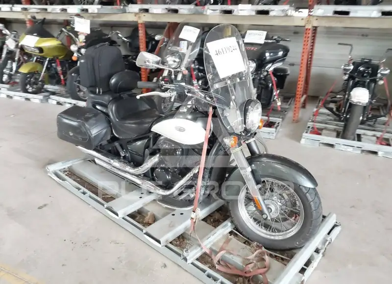 2012 Kawasaki VN900 фото